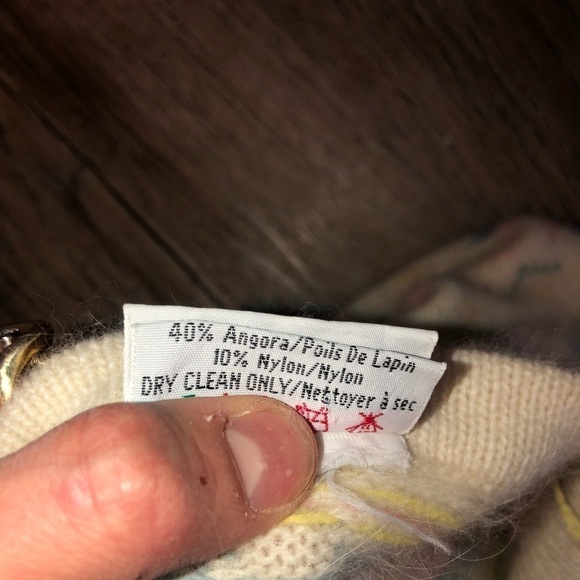 VINTAGE Angora Snowflake Snow Flakes Pastel Sweater Vest Sz Small - Picture 6 of 6